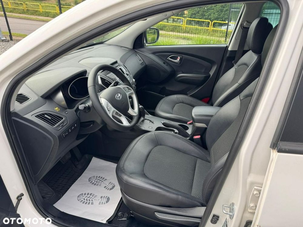 Hyundai ix35 - 11
