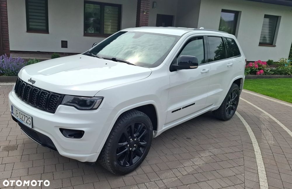 Jeep Grand Cherokee - 1