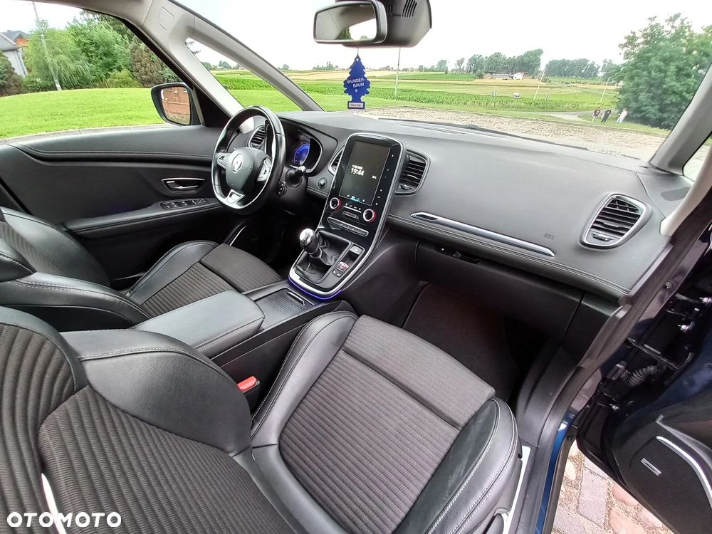 Renault Scenic BLUE dCi 120 BOSE EDITION - 25