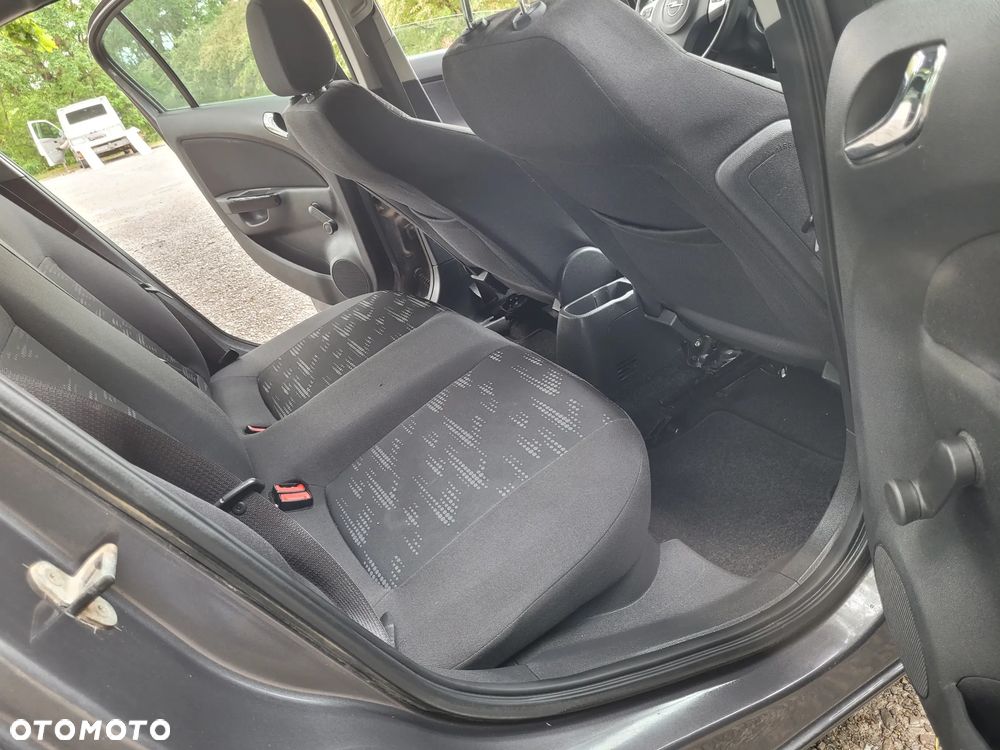 Opel Corsa 1.4 16V Satellite - 26
