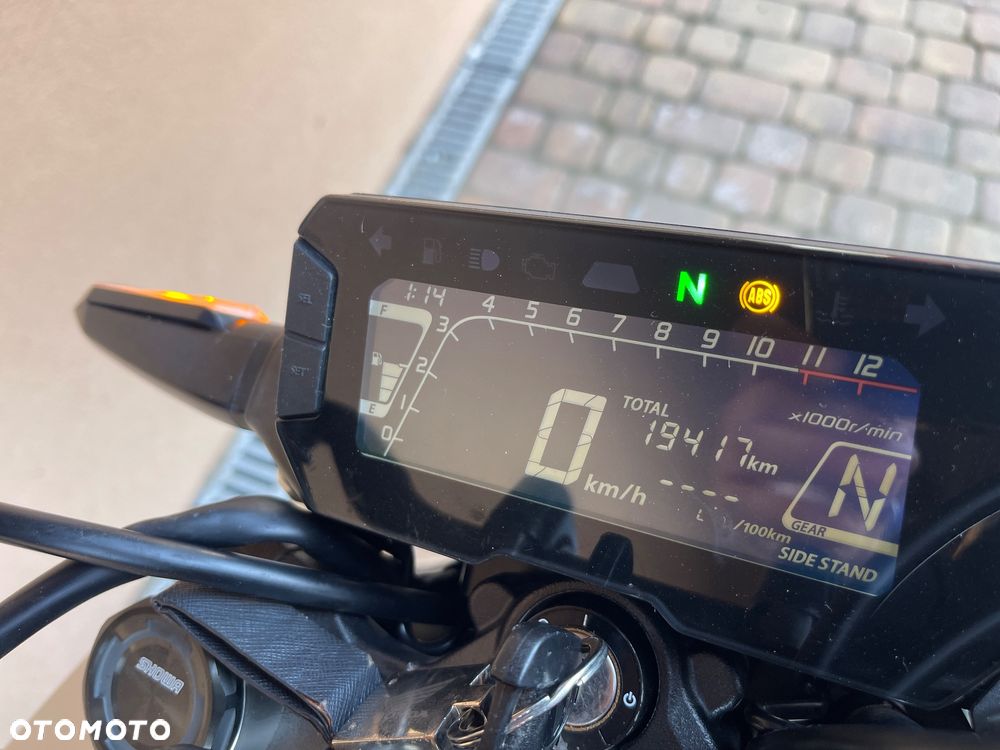 Honda CB - 21