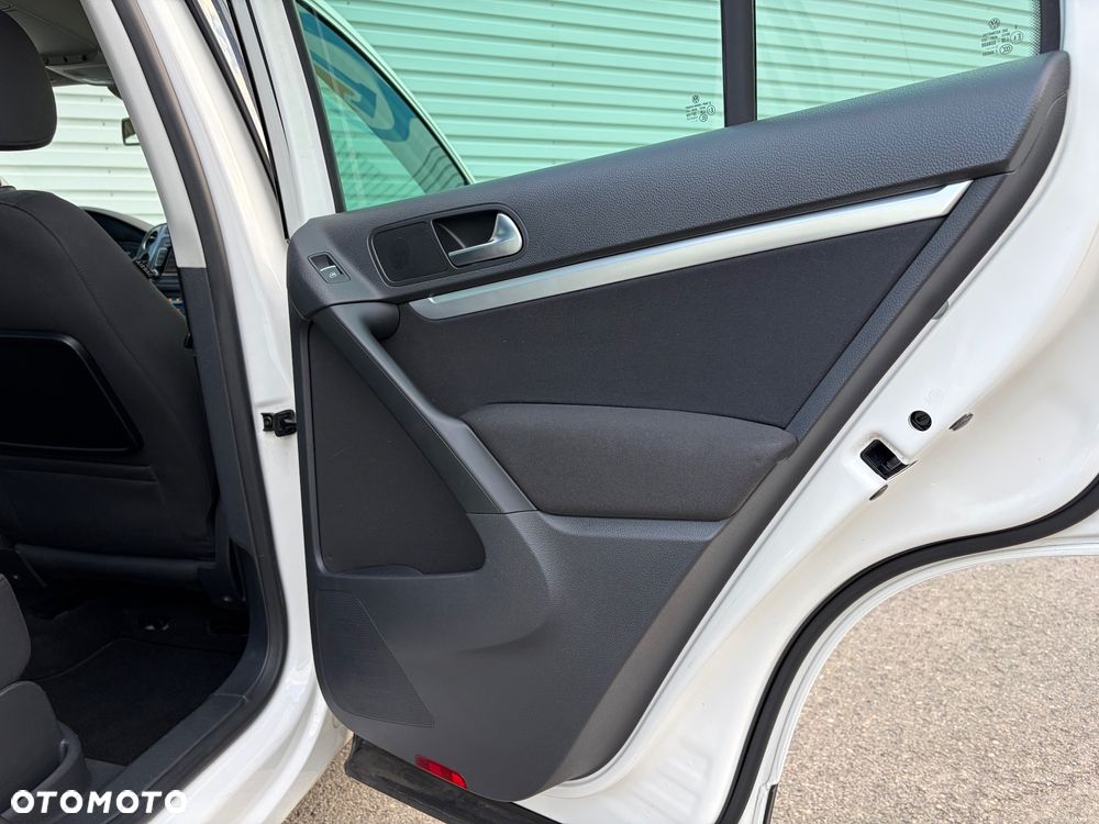Volkswagen Tiguan 2.0 TSI 4Mot Sport&Style DSG - 19