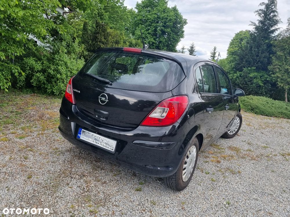 Opel Corsa - 4