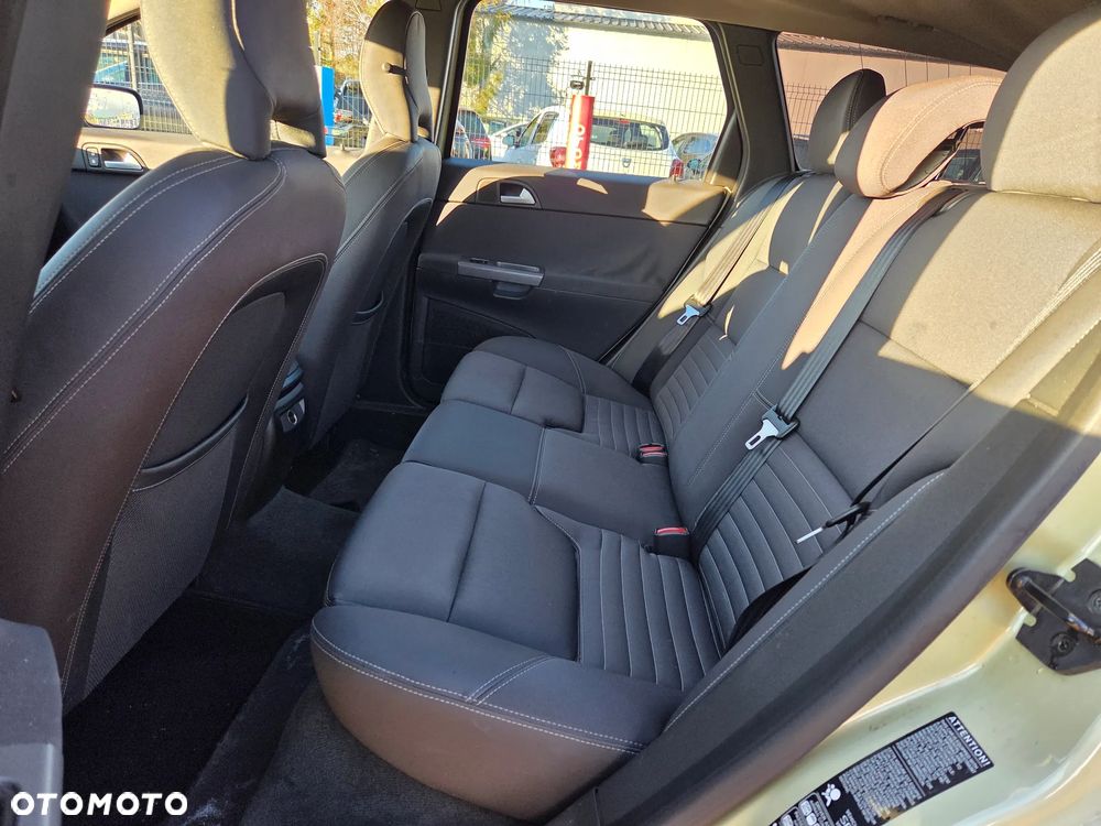 Volvo V50 2.0D Momentum - 18
