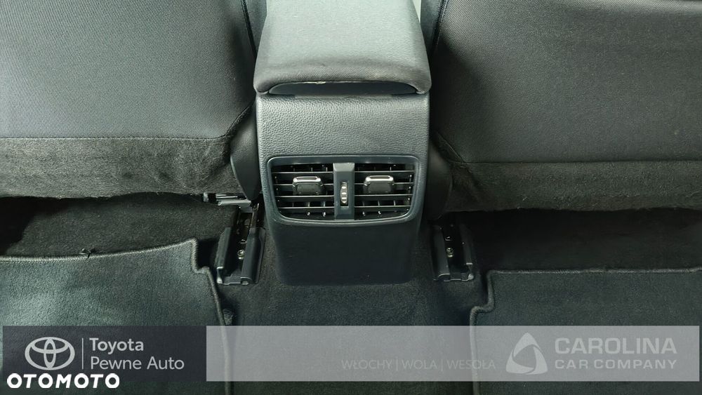 Toyota Corolla - 17