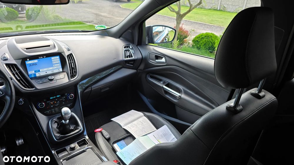 Ford Kuga 2.0 TDCi AWD ST-Line - 23