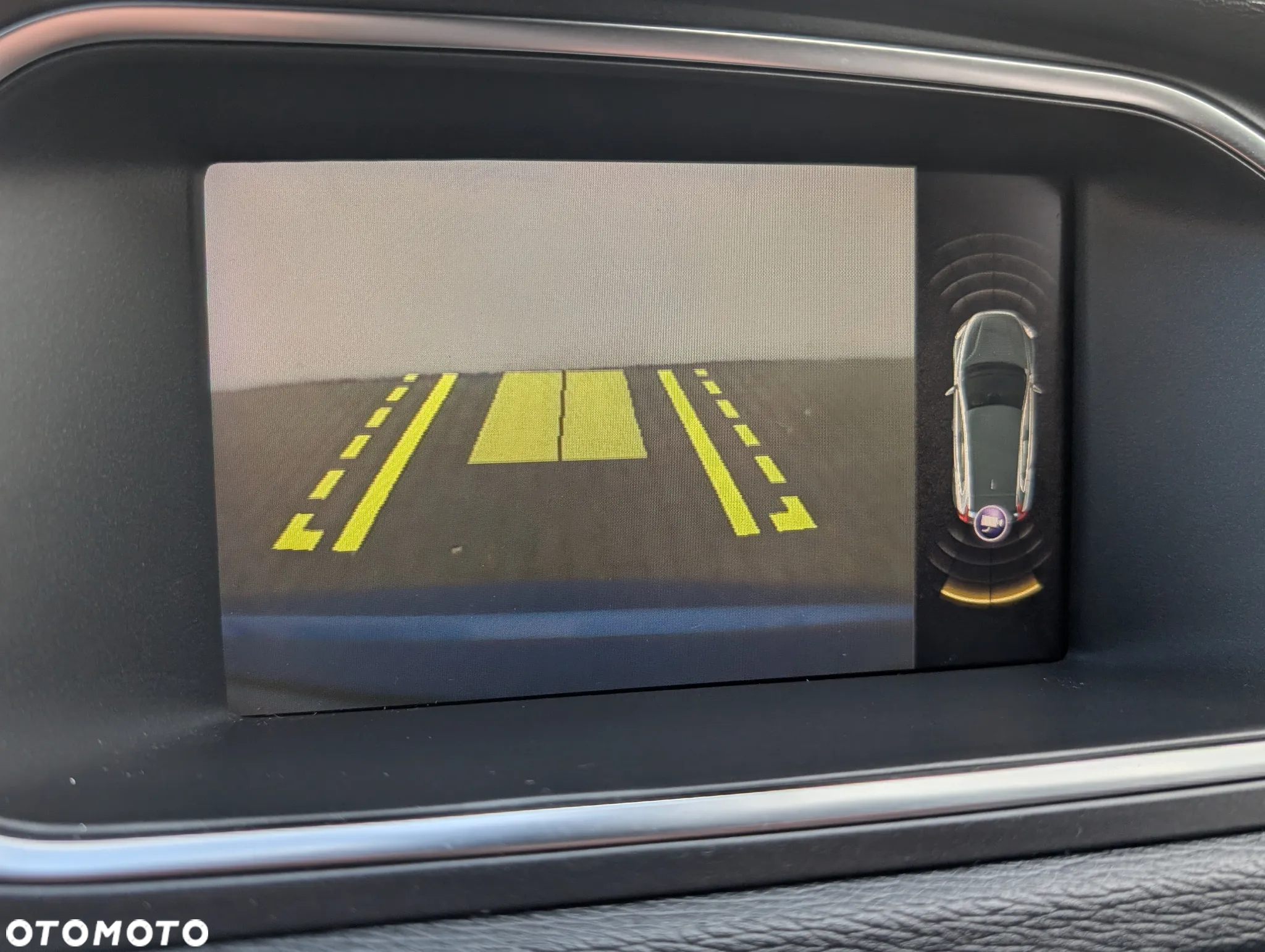 Volvo V40 D3 Geartronic RDesign - 33