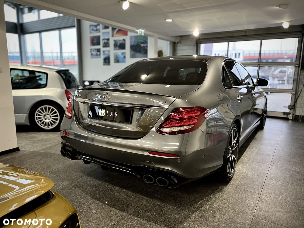 Mercedes-Benz Klasa E - 3