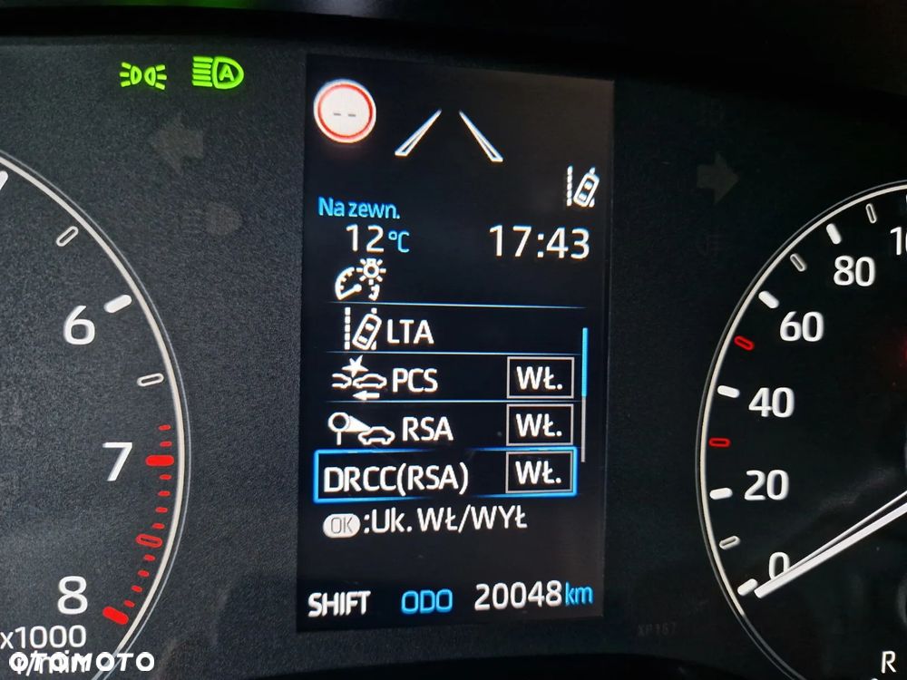 Toyota Yaris - 33