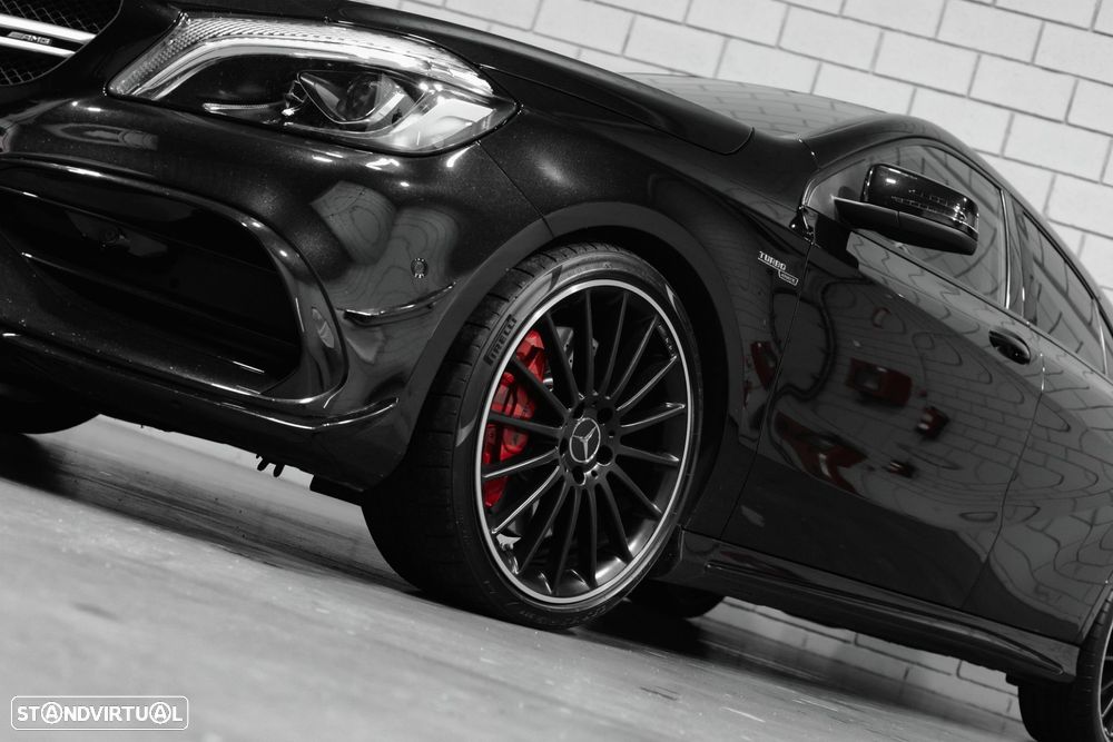 Mercedes-Benz A 45 AMG 4Matic Speedshift 7G-DCT - 18