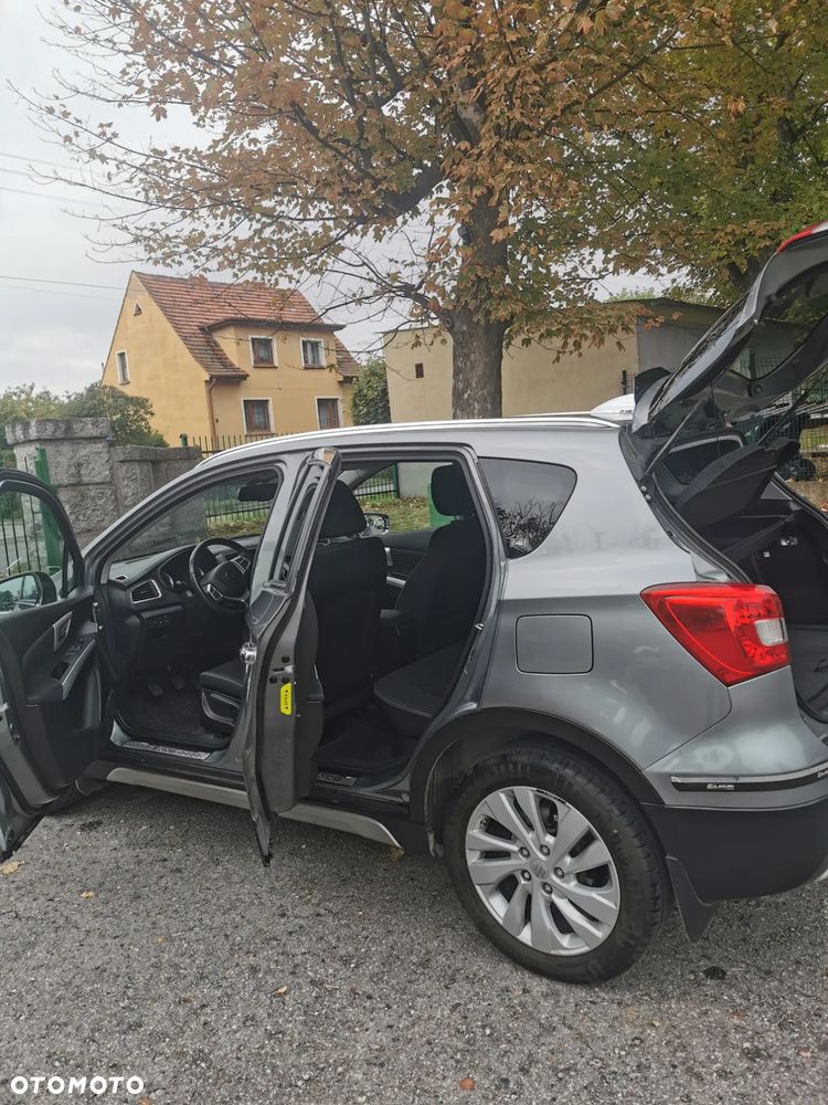Suzuki SX4 - 10