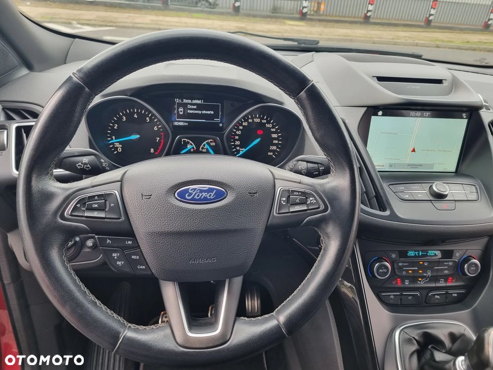 Ford Kuga 1.5 EcoBoost 2x4 ST-Line - 21
