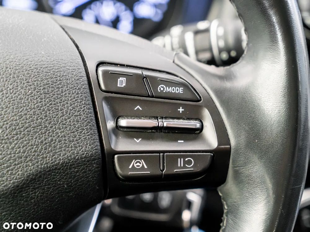 Hyundai i30 1.5 DPI Classic + - 25