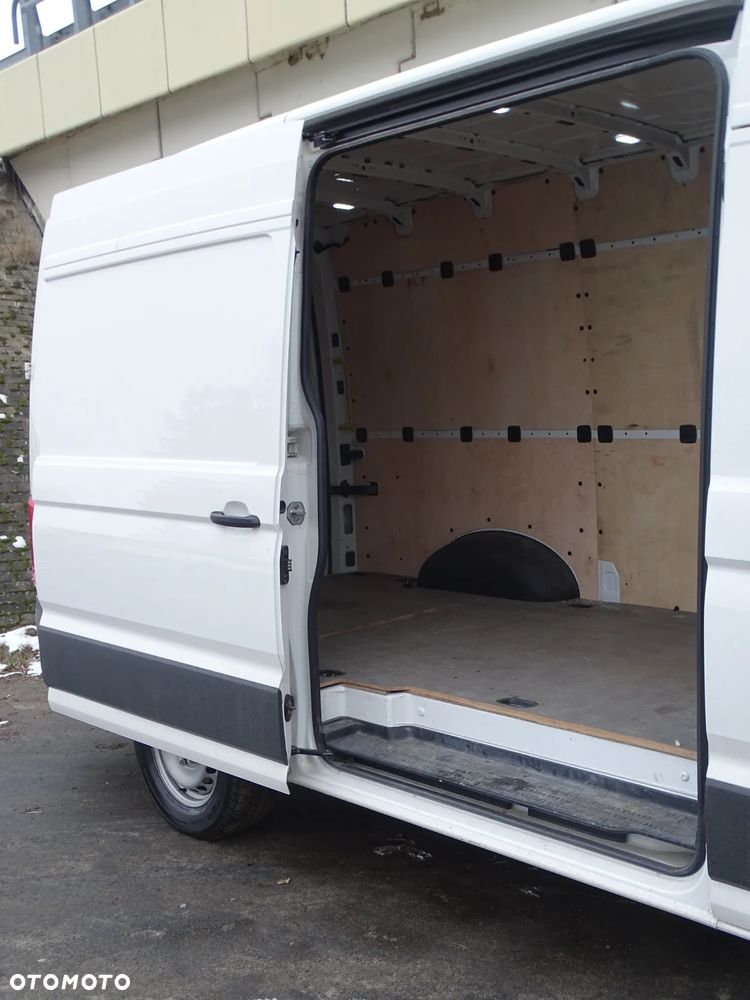 Volkswagen Crafter - 11