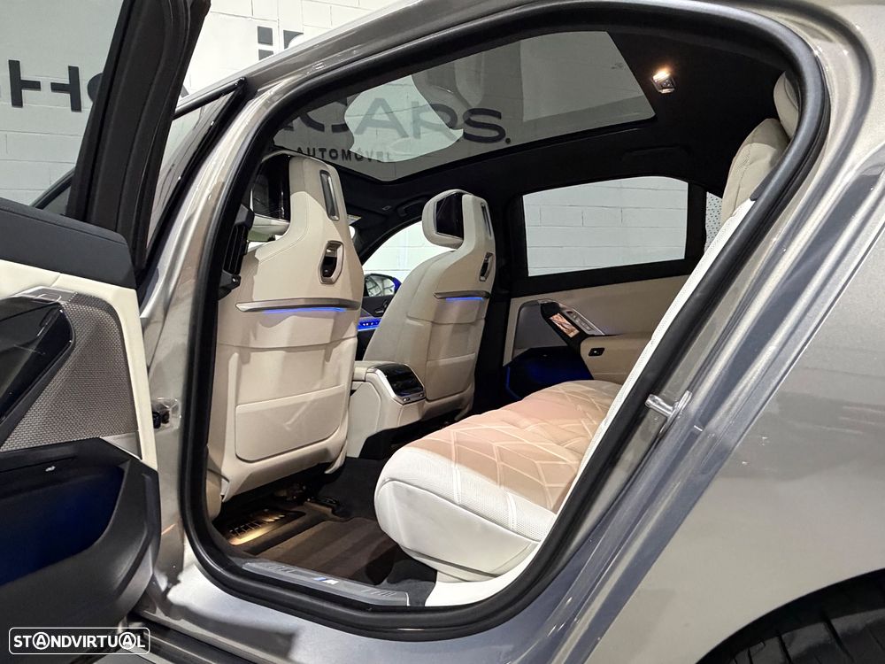 BMW 740 d xDrive Pack Desportivo M Pro - 48