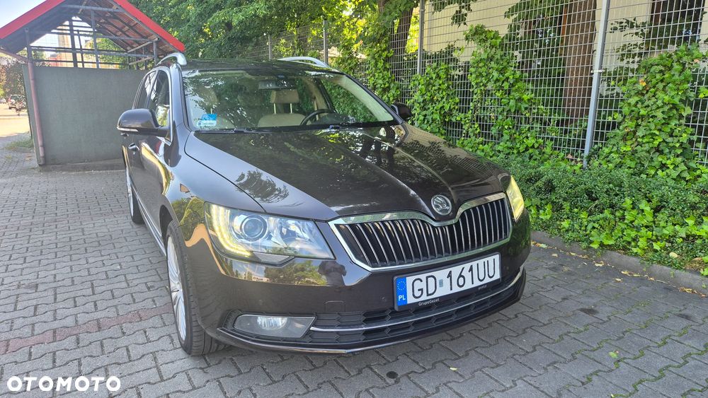 Skoda Superb 2.0 TDI 4x4 Platinum Outdoor DSG - 7