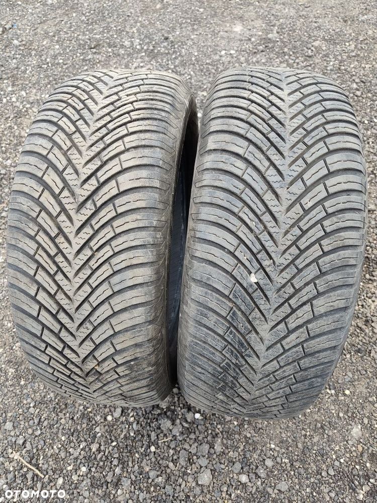 Opony wielosezonowe 225/55/R16 Vredestein 2022 rok - 7