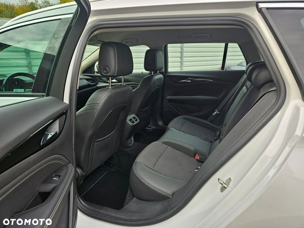 Opel Insignia 2.0 CDTI Innovation S&S - 26