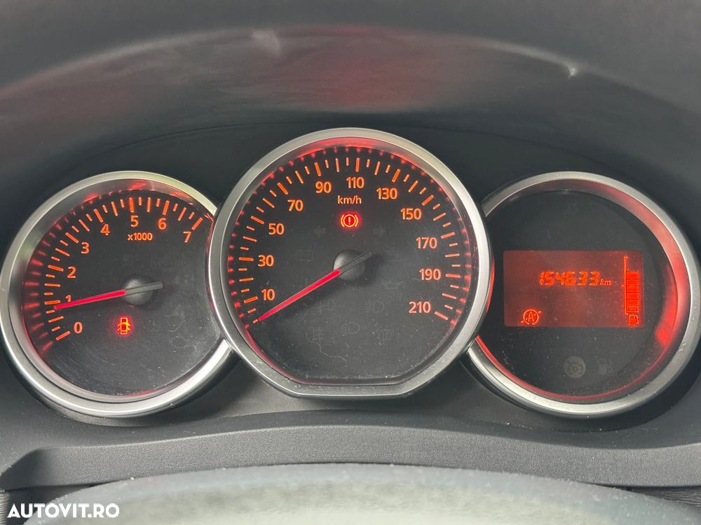 Dacia Lodgy 1.5 Blue dCi Laureate - 18