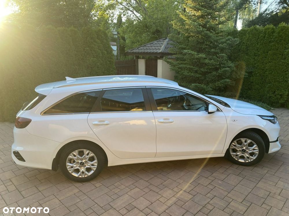 Kia Ceed 1.5 T-GDI M - 9