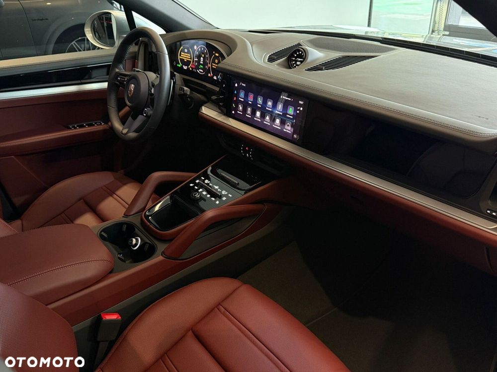 Porsche Cayenne - 22