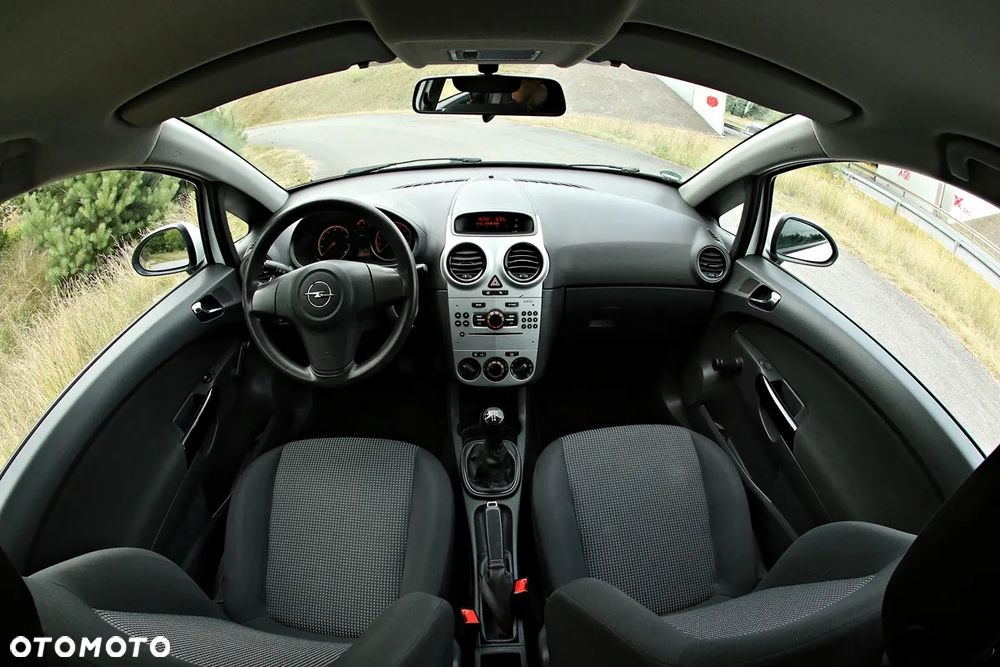 Opel Corsa 1.2 16V - 11