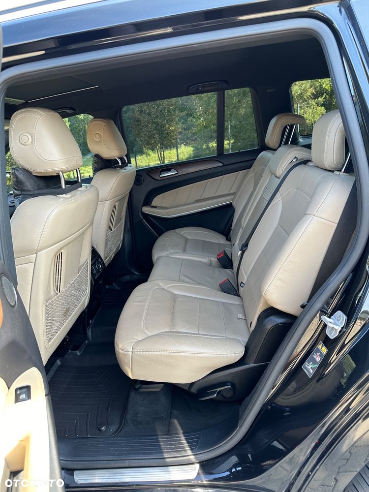 Mercedes-Benz GL 350 BlueTec 4-Matic - 31