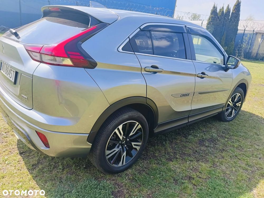 Mitsubishi Eclipse Cross 1.5 T-MIVEC (ClearTec) CVT 4WD Plus - 32