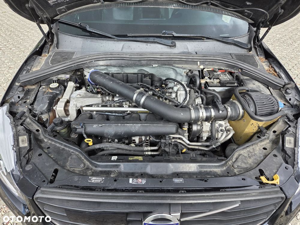 Volvo XC 60 T6 AWD RDesign - 7