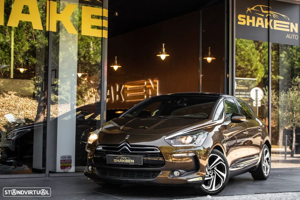 Citroën DS5 2.0 HDi Hybrid4 So Chic CMP6 - 1