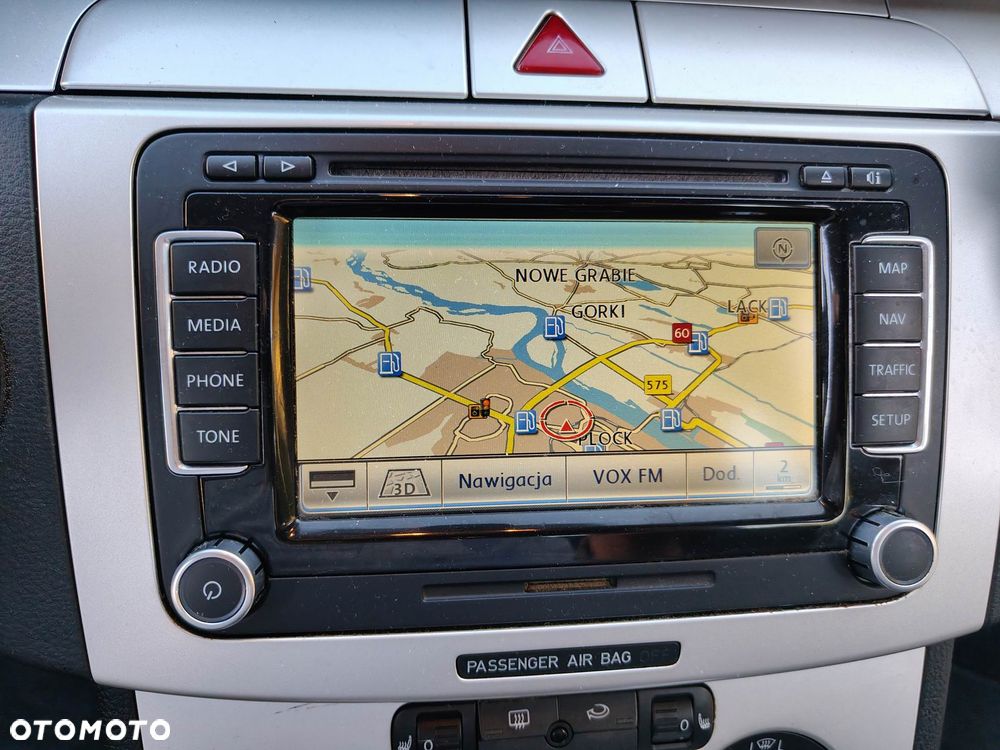 Volkswagen Passat 2.0 TSI Comfortline - 26