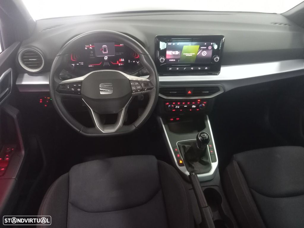 SEAT Arona 1.0 TSI FR - 11