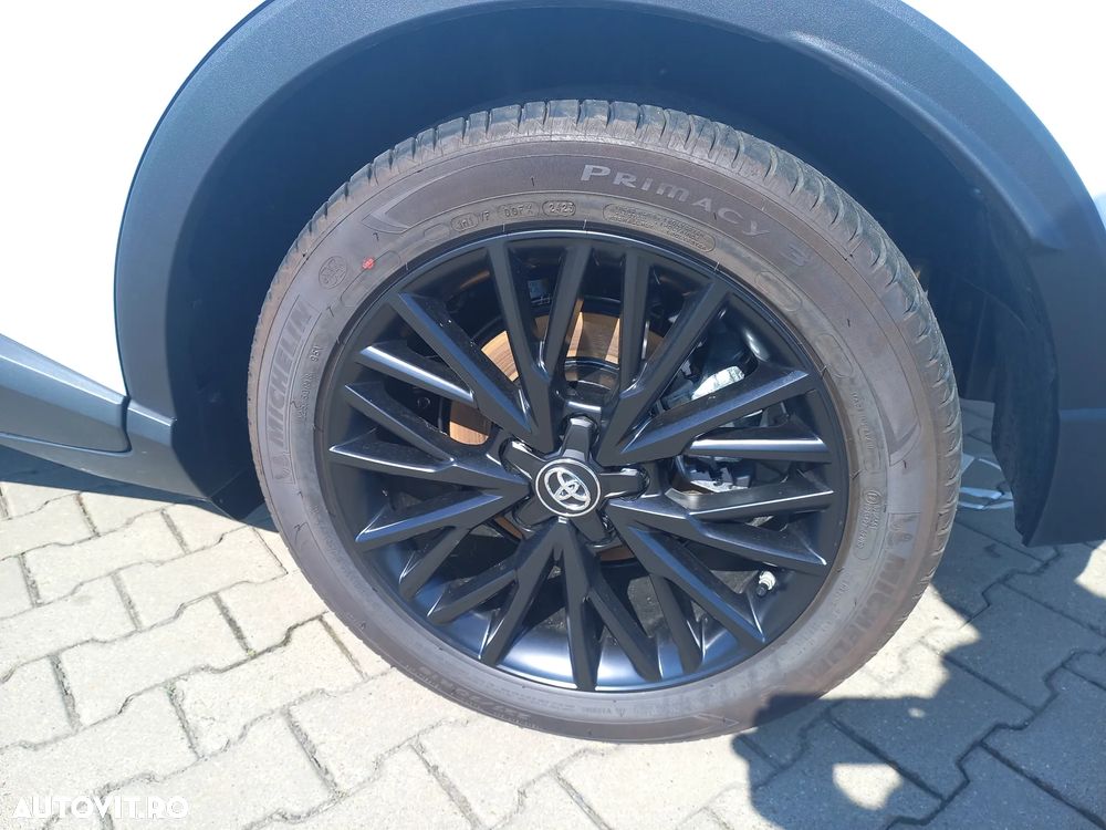 Toyota C-HR 2.0 HSD 184 CP 4x2 CVT C-lassy bi-tone - 35
