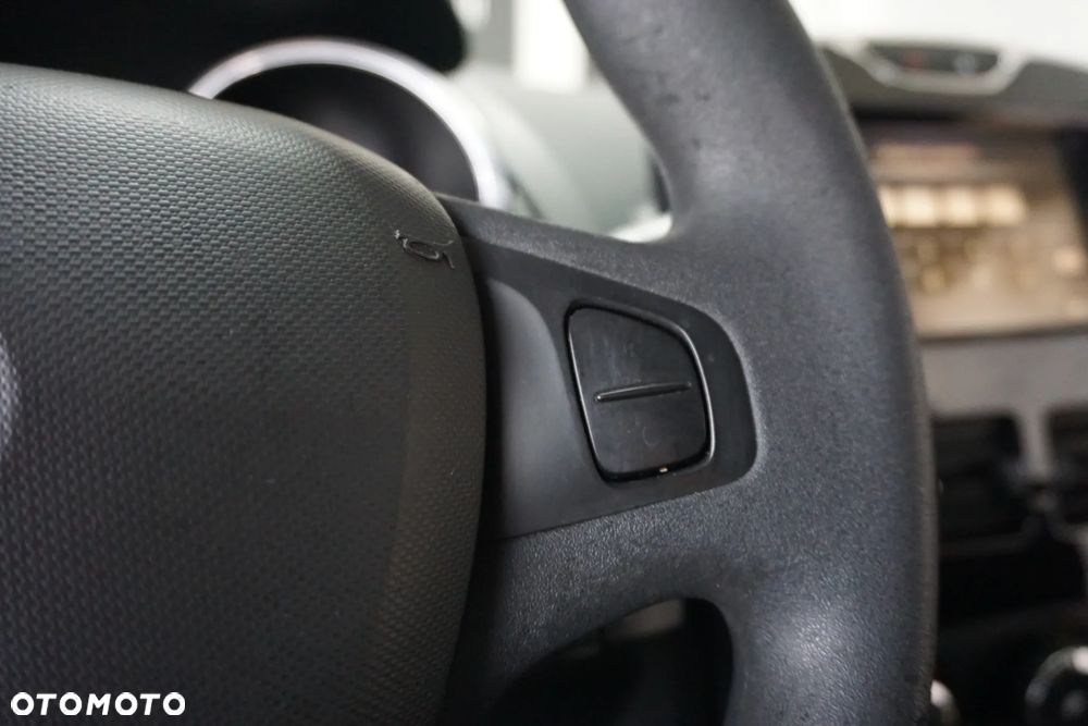 Renault Clio 1.2 16V 75 Expression - 32