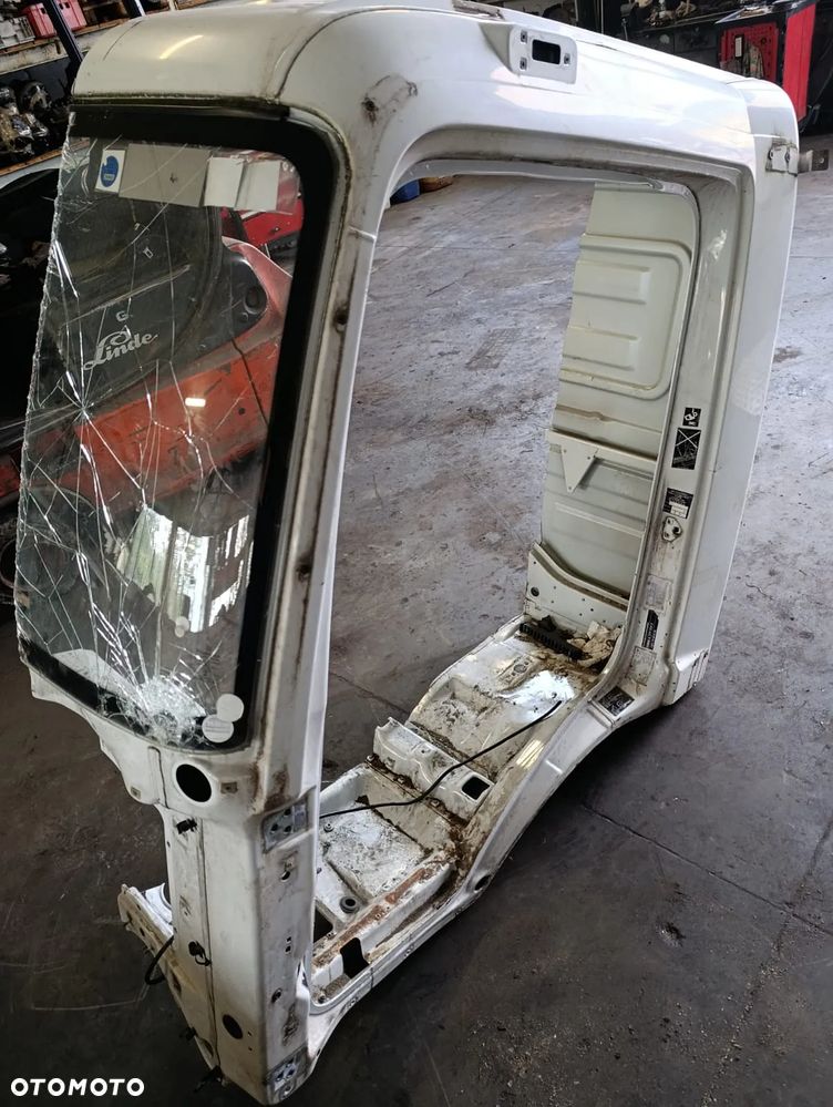 Ćwiartka kabiny Lewa Mercedes Atego III EURO 6 - 4