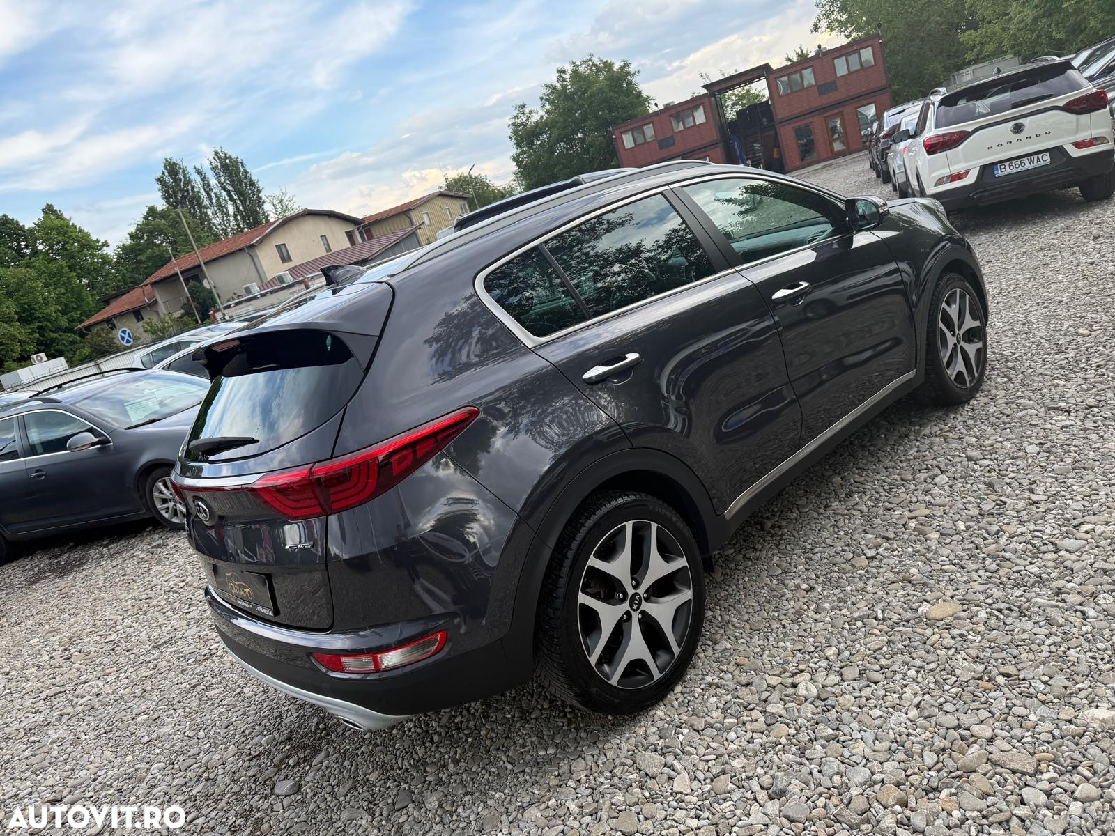 Kia Sportage 1.7 CRDI 2WD ISG Aut. GT Line - 35