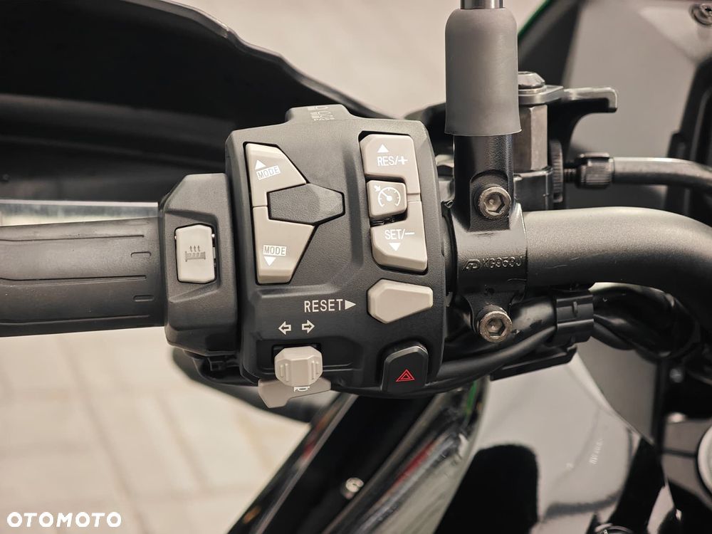 Kawasaki Versys 1000 - 7