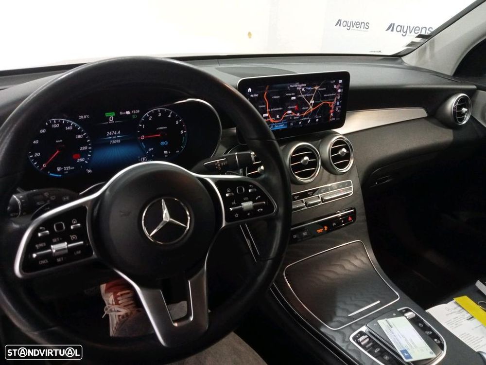 Mercedes-Benz GLC 300 e 4Matic - 9