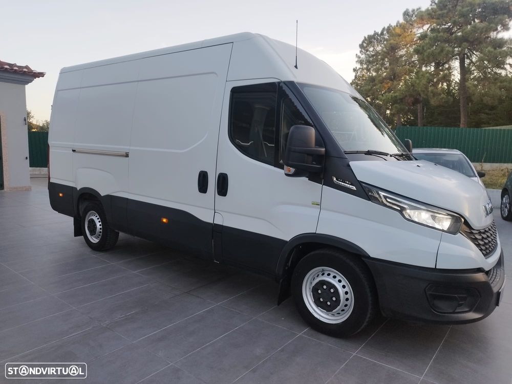 Iveco Daily 35S16 L3H2  Caixa automática 8 velocidades - 12