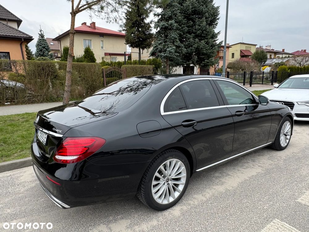 Mercedes-Benz Klasa E 220 d 4-Matic Avantgarde - 6