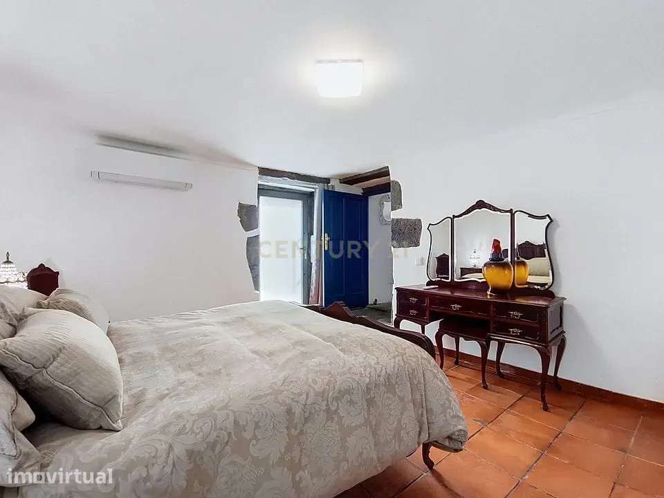 Moradia Centenária com História, Charme e Conforto Moderno. Vendida no - Grande imagem: 4/51