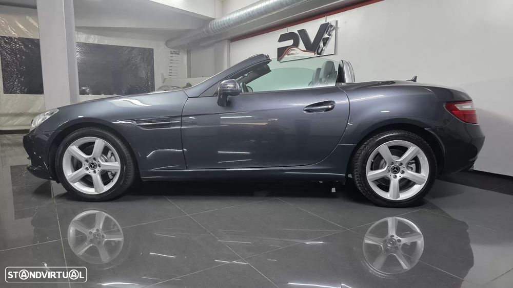 Mercedes-Benz SLK 250 (BlueEFFICIENCY) 7G-TRONIC - 3