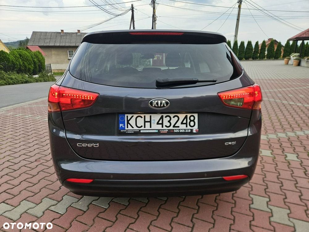 Kia Ceed 1.6 CRDi SCR L Business Line Plus - 7