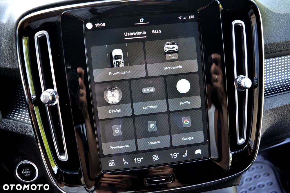 Volvo XC 40 B3 B DKG Core - 37