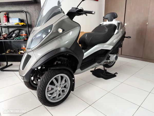 Piaggio MP3 