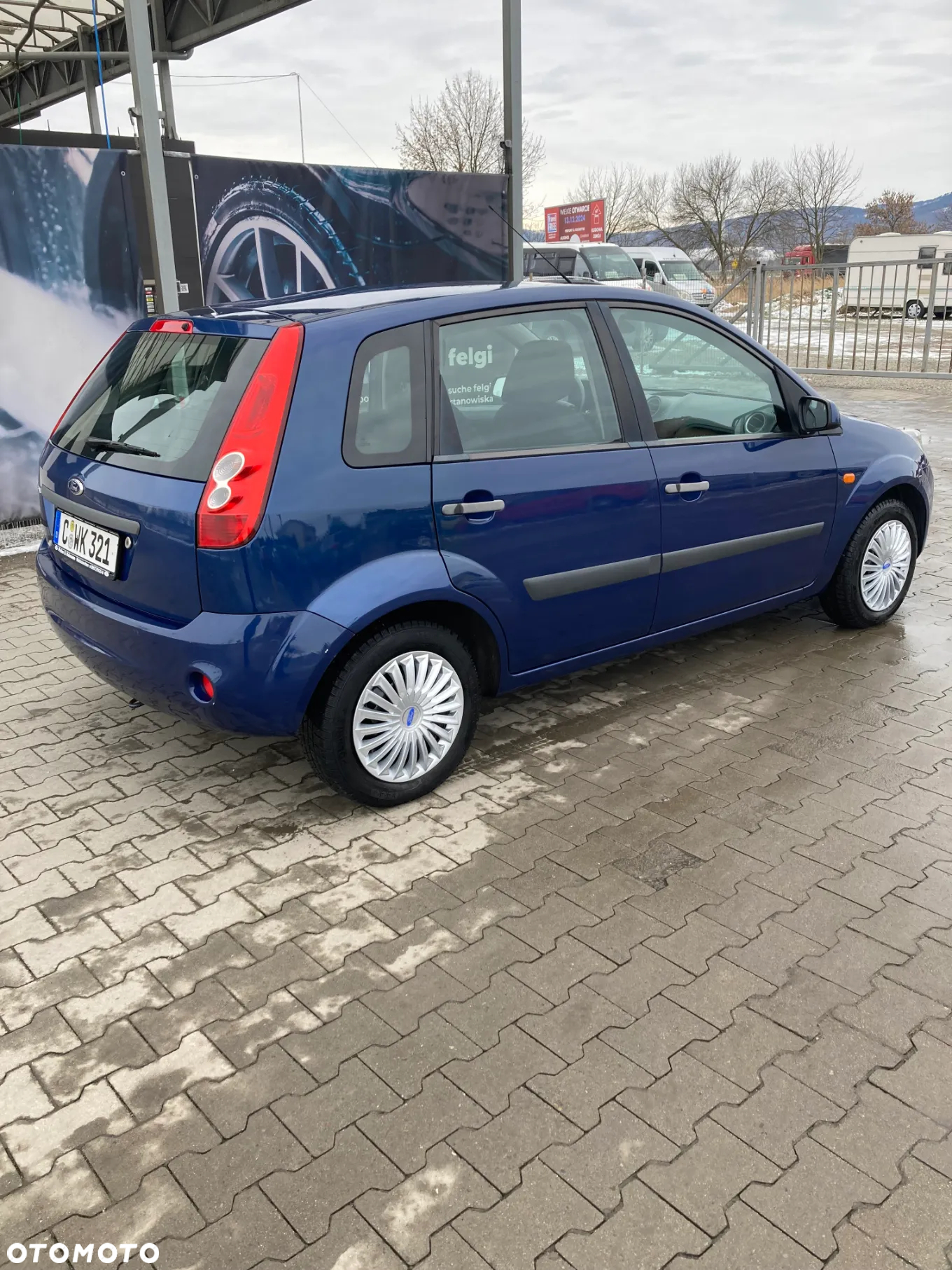 Ford Fiesta 1.4 Ambiente - 3