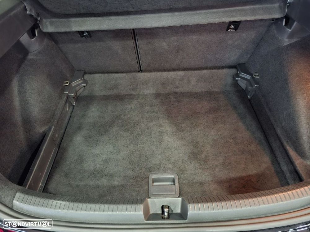 VW Taigo 1.0 TSI Urban DSG - 15