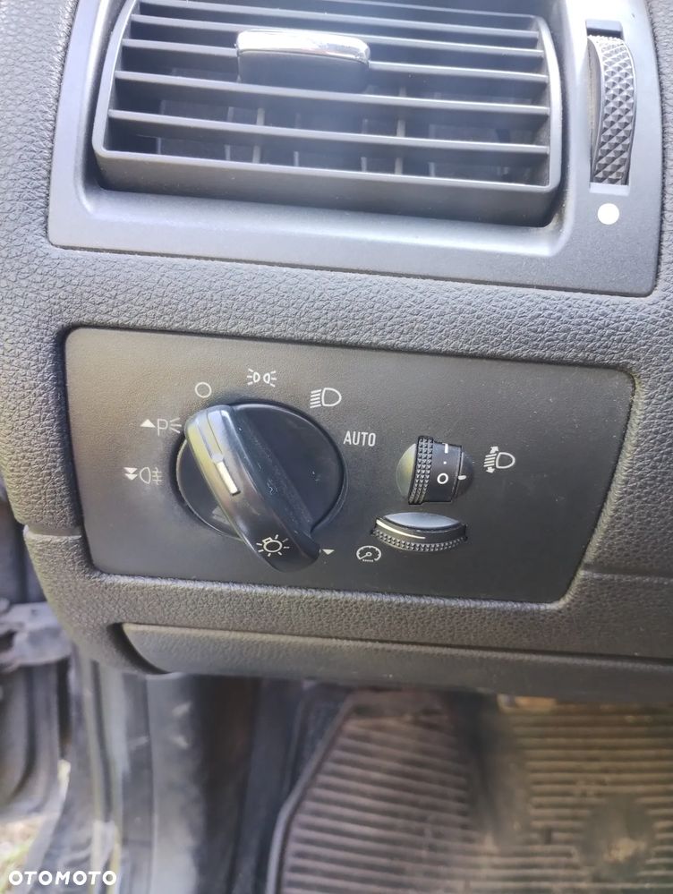 Ford Mondeo 2.0 TDCI Ghia - 18