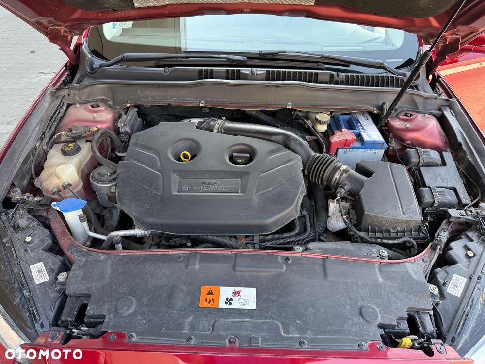 Ford Fusion 2.0 EcoBoost Titanium - 29