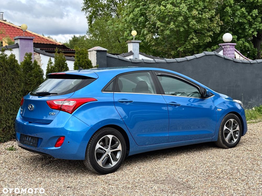 Hyundai i30 1.6 GDI BlueDrive Premium - 4